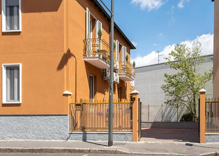 Leader Apartment 3 - Monzino - Hockey Msg Arena - Linate -